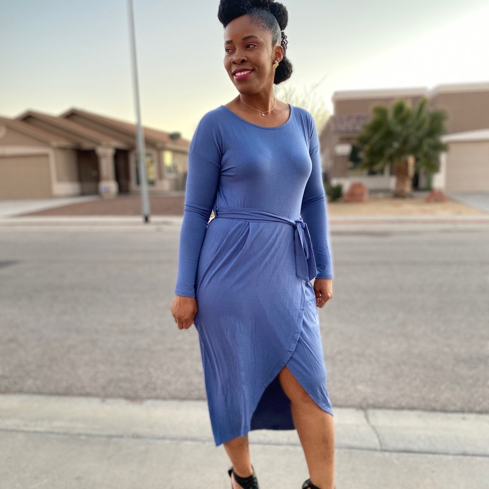 Lady Boss LONG SLEEVE MIDI DRESS WITH TULIP